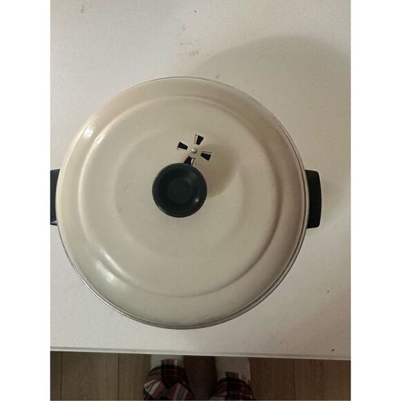 Vintage Mirror Beige Buns Bread Warmer Server - Picture 2 of 5